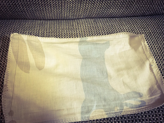 ぽぽちゃん メルちゃんベッド 直線縫いで簡単にできるシンプルクーファンのお布団 たたんで収納できる ぶきっちょさんの 手作りぽぽちゃん服